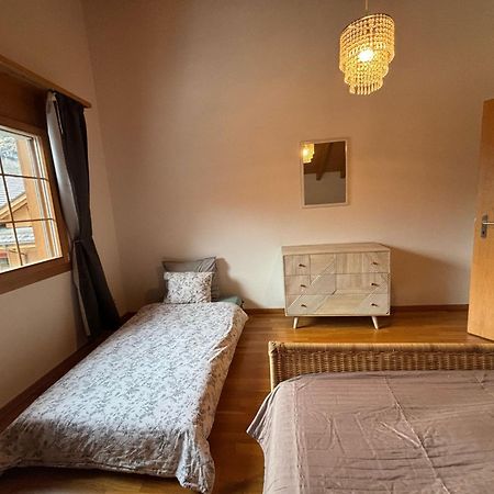 Charming Penthouse Apartman Lauterbrunnen Kültér fotó