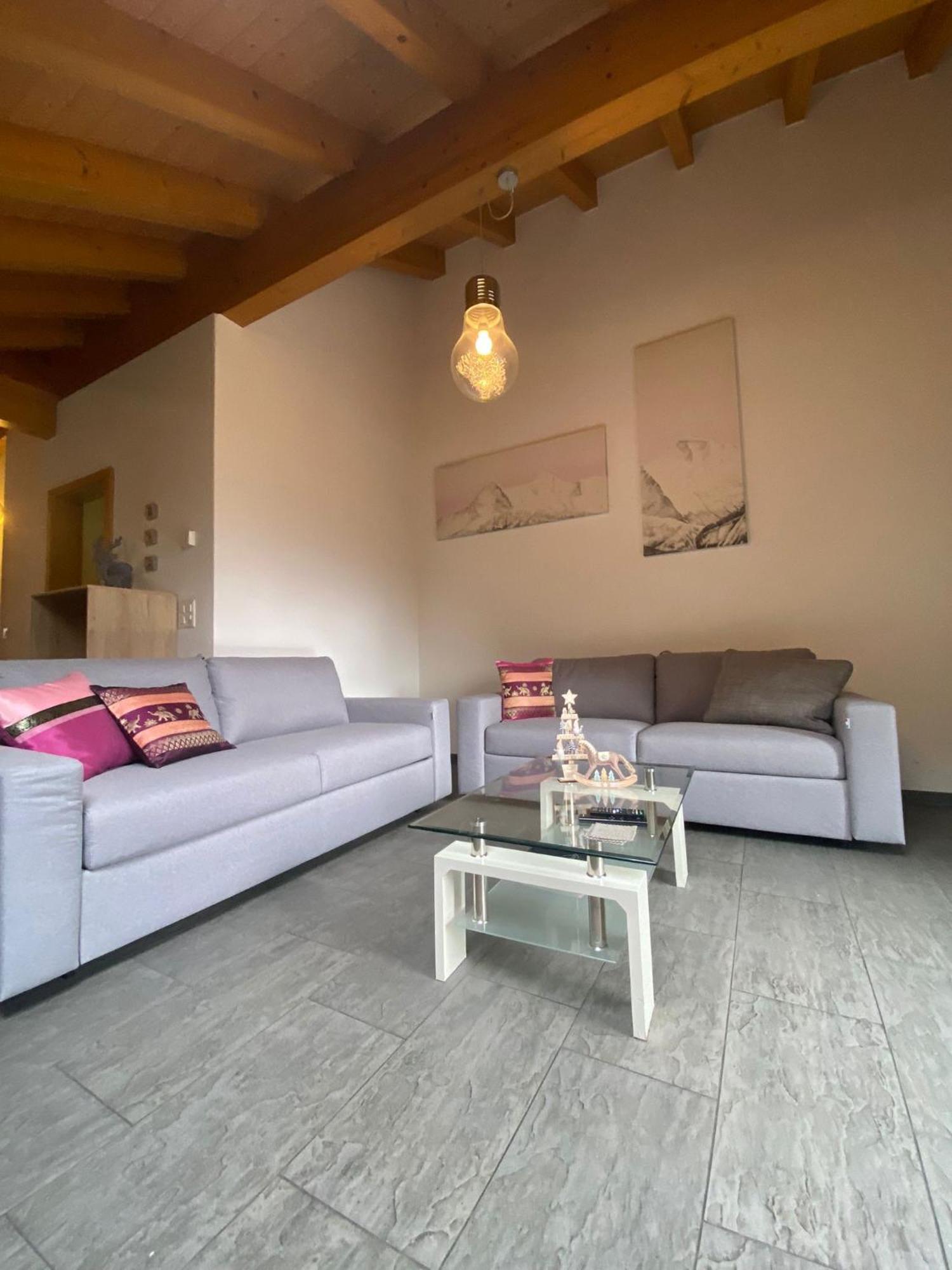 Charming Penthouse Apartman Lauterbrunnen Kültér fotó