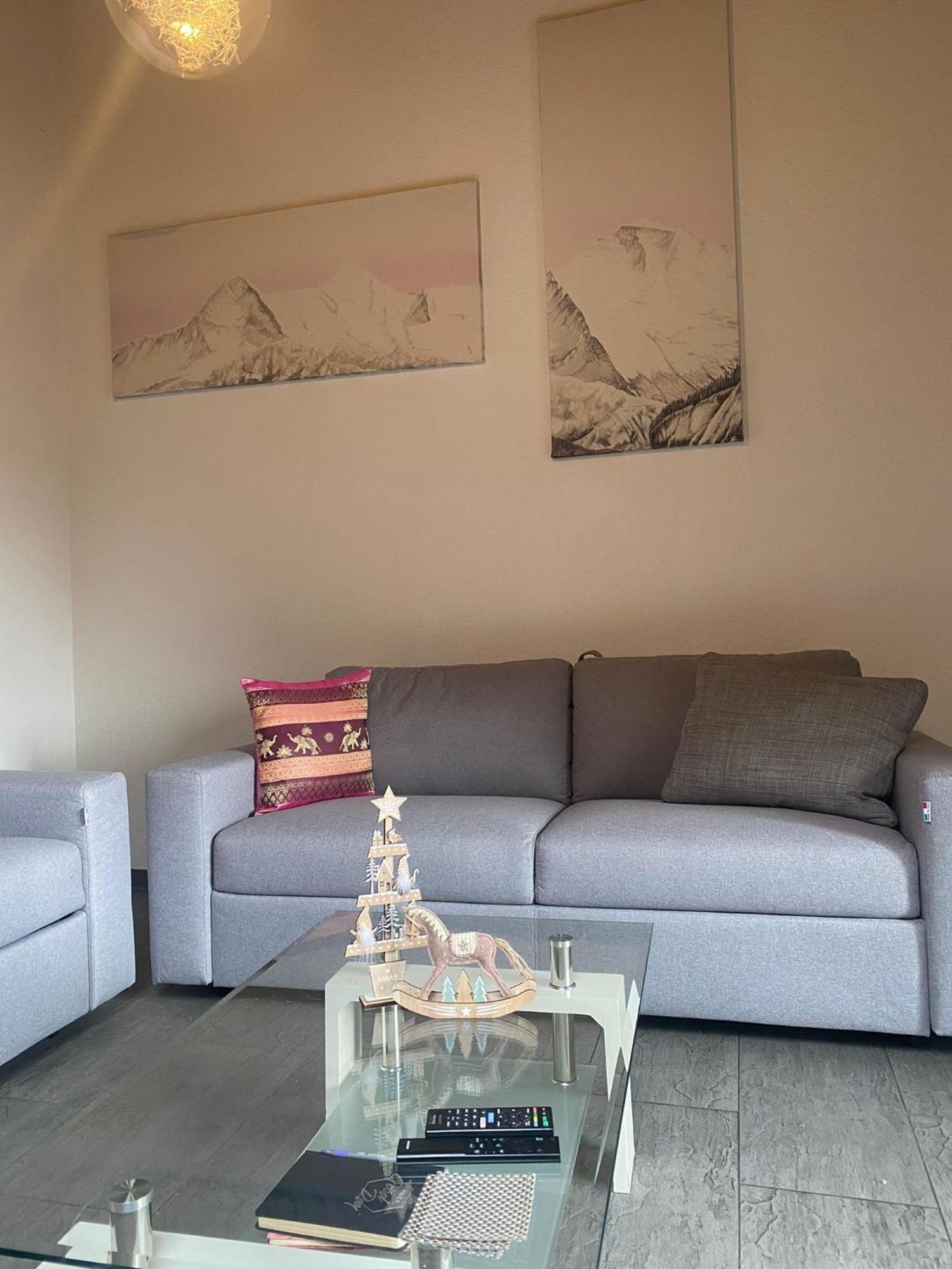 Charming Penthouse Apartman Lauterbrunnen Kültér fotó