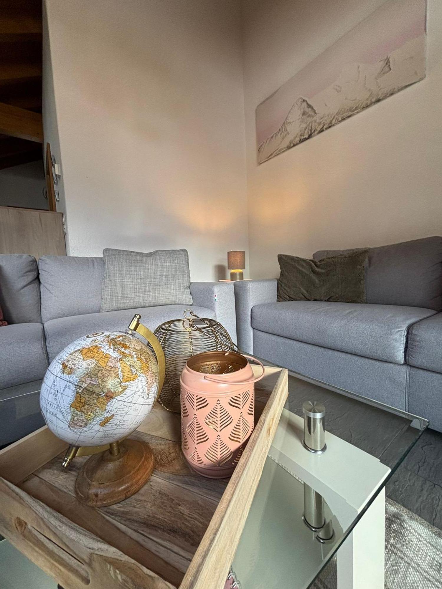 Charming Penthouse Apartman Lauterbrunnen Kültér fotó