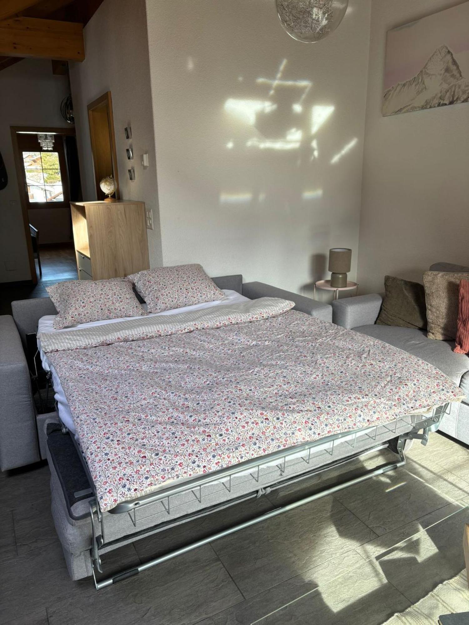 Charming Penthouse Apartman Lauterbrunnen Kültér fotó